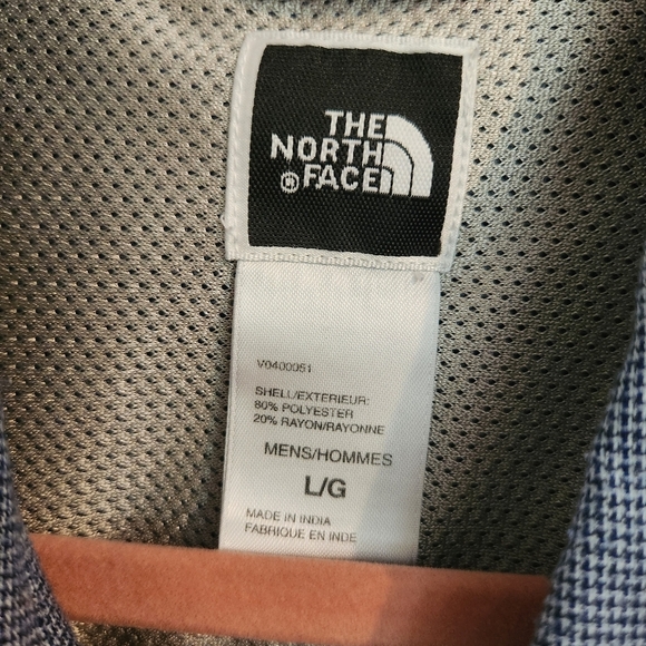 The North Face Men's Large Blue Check Button Down Shirt Long Sleeve Like New‎ - Picture 9 of 9